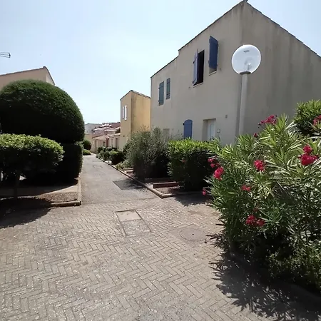 Dom wakacyjny Maison De Confort *